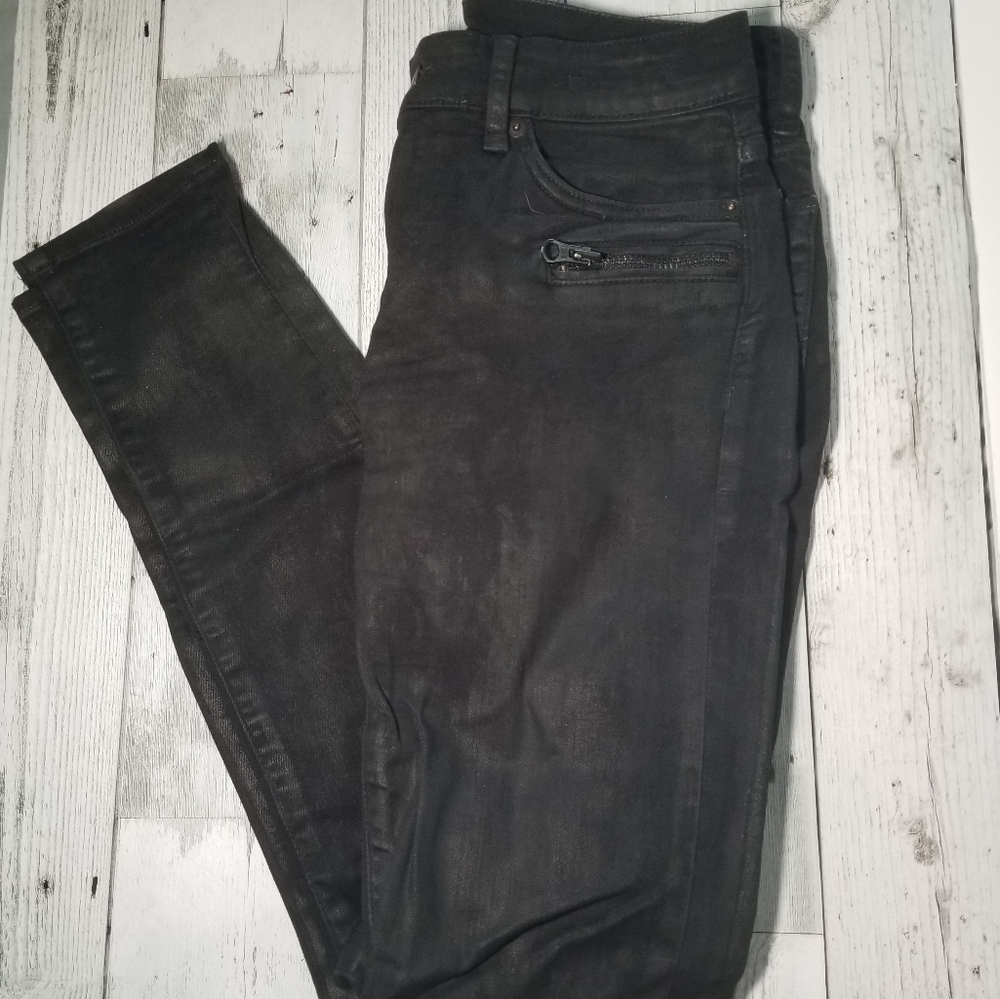 Black High Waisted Jeans